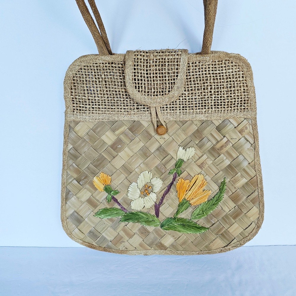 Vintage Woven Straw Handbag Floral Raffia Embroidery Boho Beach Tote Bag